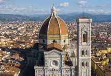Florence Cathedral, Giotto’s Bell Tower, and Brunelleschi’s Dome: The Epicenter of Florentine Majesty Giotto's bell tower