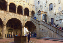#domenicalmuseo – Tuscany’s Open Day for Culture Lovers The courtyard of the Bargello Museum