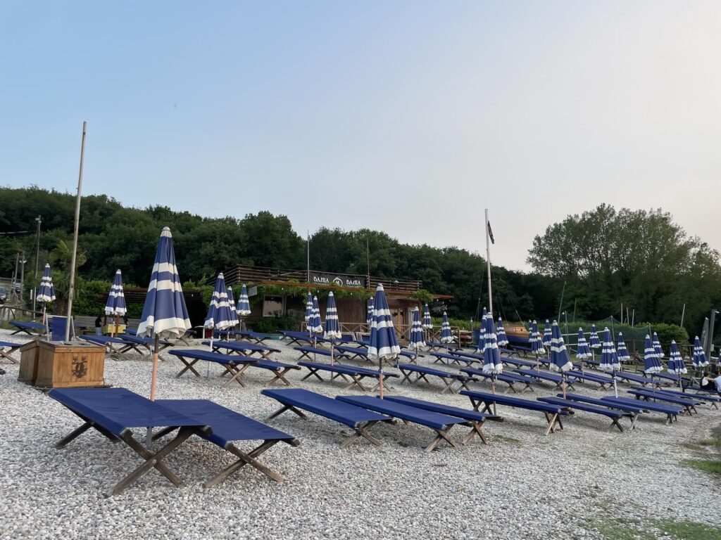 Photo of Bahia Café’s structure in Mugello after a summer day.