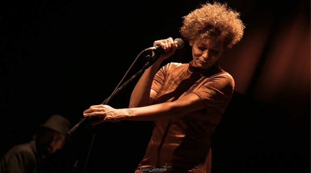 Brazilian vocalist Rosalia De Souza will captivate listeners with a repertoire of bossa nova and Brazilian popular songs, delivering a performance where warmth, elegance, and vocal richness blend seamlessly. (€10 entry) - Orbetello Jazz Festival 2025 – Experience Jazz, Blues & Bossa Nova in Tuscany
