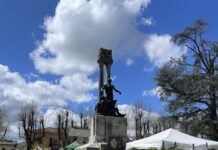 Fiorinfiera 2026 in Borgo San Lorenzo: a spring day trip from Florence Fiorinfiera 2026 brings spring color to Piazza Dante in Borgo San Lorenzo, in the Mugello area near Florence.