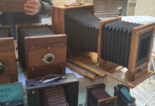 Foto Antiquaria in Arezzo Returns to Piazza Grande for a Day of Vintage Photography Finds Foto Antiquaria in Arezzo Returns to Piazza Grande for a Day of Vintage Photography Finds