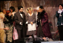 Free Musical at San Galgano Abbey: “Ma Chérie” Brings 1920s New York to Tuscany on August 27 Cast of the musical Ma Cherie on stage at San Galgano Abbey